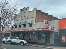 Tattersalls Hotel Bistro