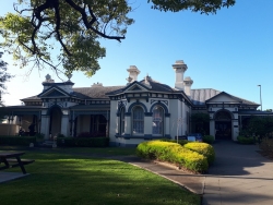 The Elsternwick Club