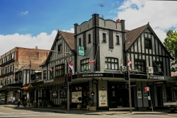 Tudor Hall Hotel
