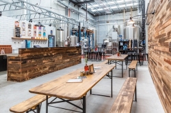 TWOBAYS Brewing Co
