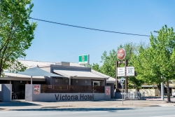 Victoria Hotel Motel