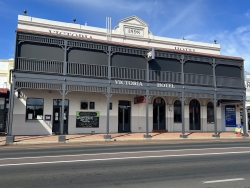 Victoria Hotel