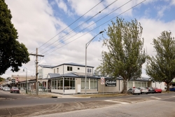 Victorian Tavern Hotel