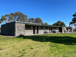 Yarraville Club Cricket Club